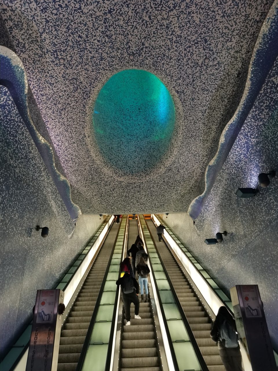 Napoli - metro Toledo